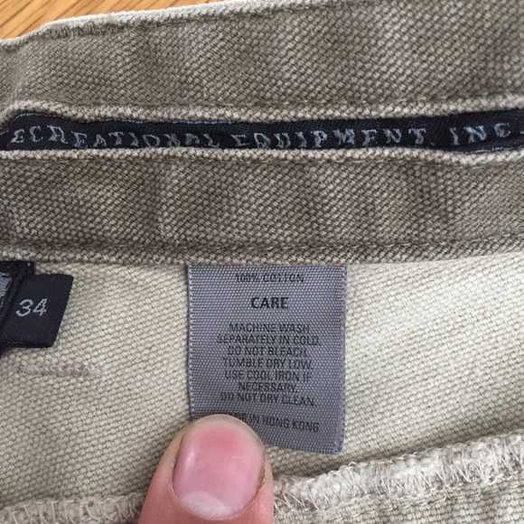 (Sold) REI Canvas Cream Hiking Workwear Utility Style Shorts (34) - Picture 5 of 10